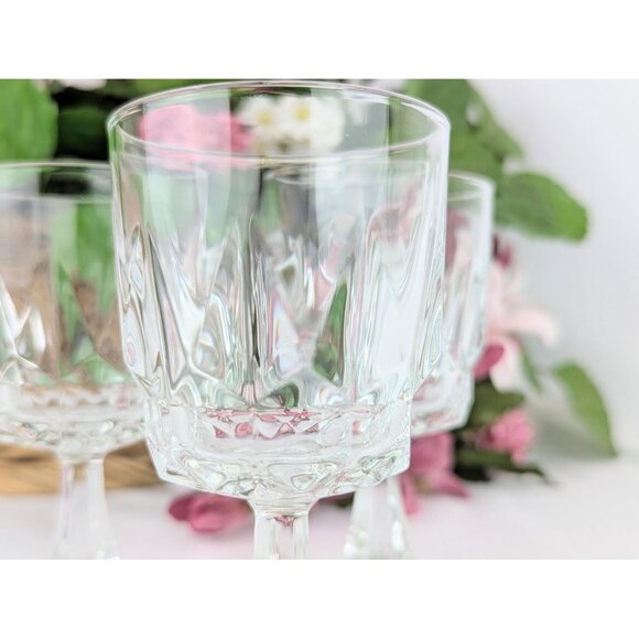 Set of 4 Arcoroc France Artic Sherry Glasses Durable Barware Catering Stemware - Picture 6 of 7